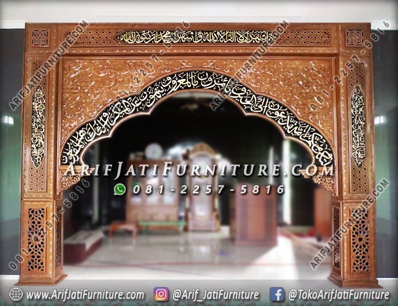 Mihrab Masjid Kaligrafi Ukir Jepara